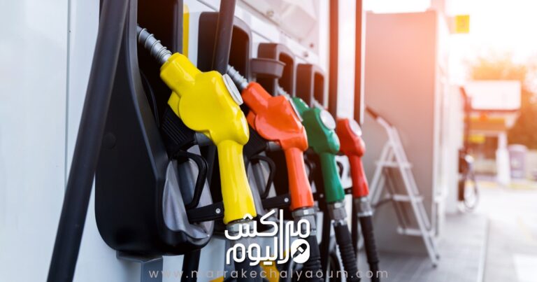 تدافع المواطنين على محطات الوقود بالمغرب بعد أخبار عن زيادة مرتقبة في أسعار المحروقات